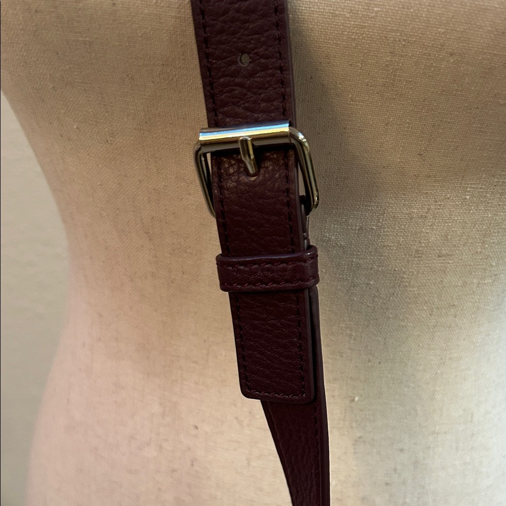 Talbots Navy, Burgundy and Green Genuine Leather Camera  / Crossbody Bag - Picture 4 of 7